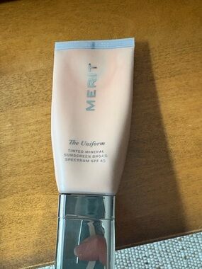 MERIT The Uniform Tinted Mineral Sunscreen - 26 Dune Sandstone
